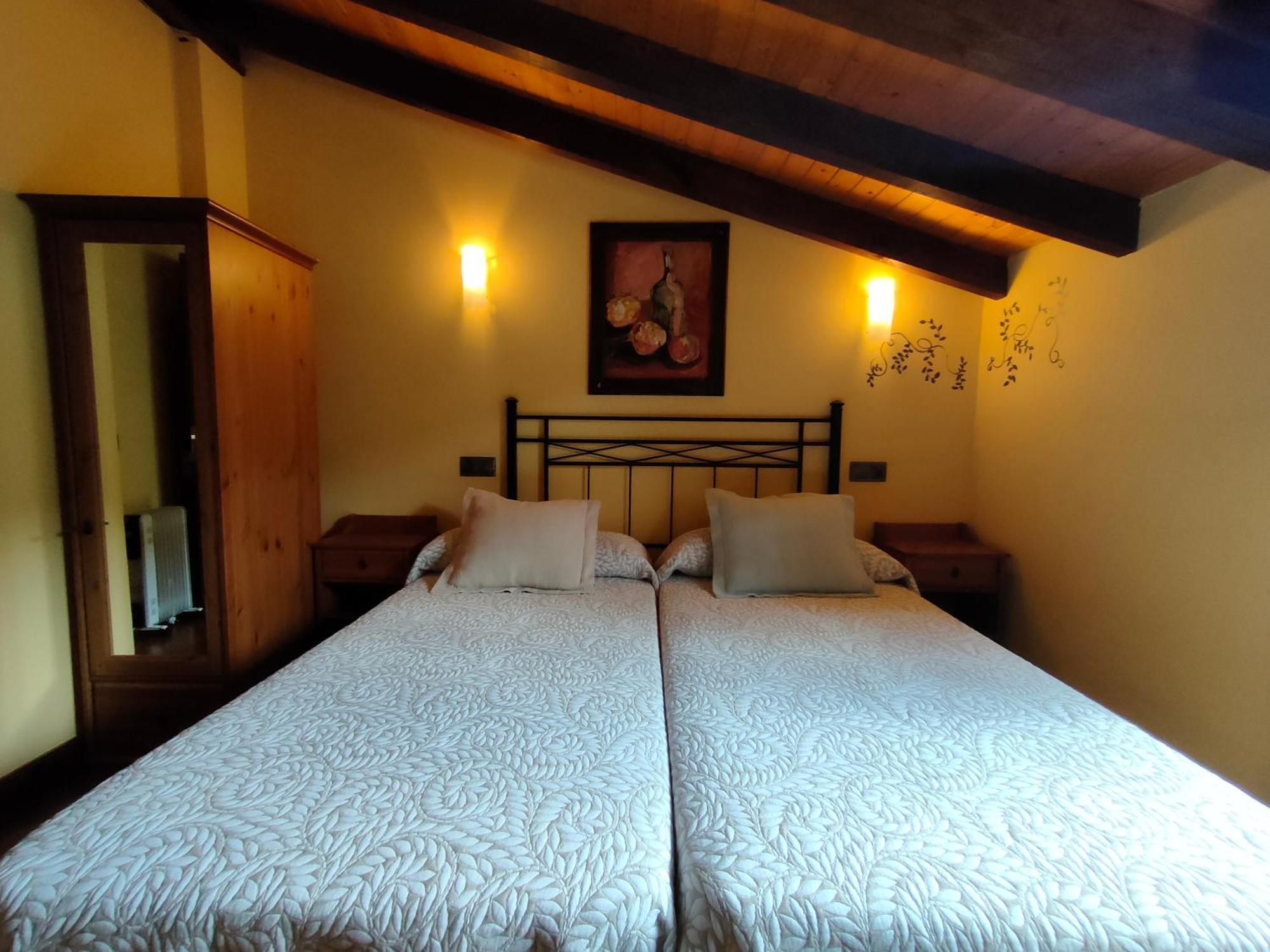 Hotel Dona Gaudiosa Pola de Lena Esterno foto