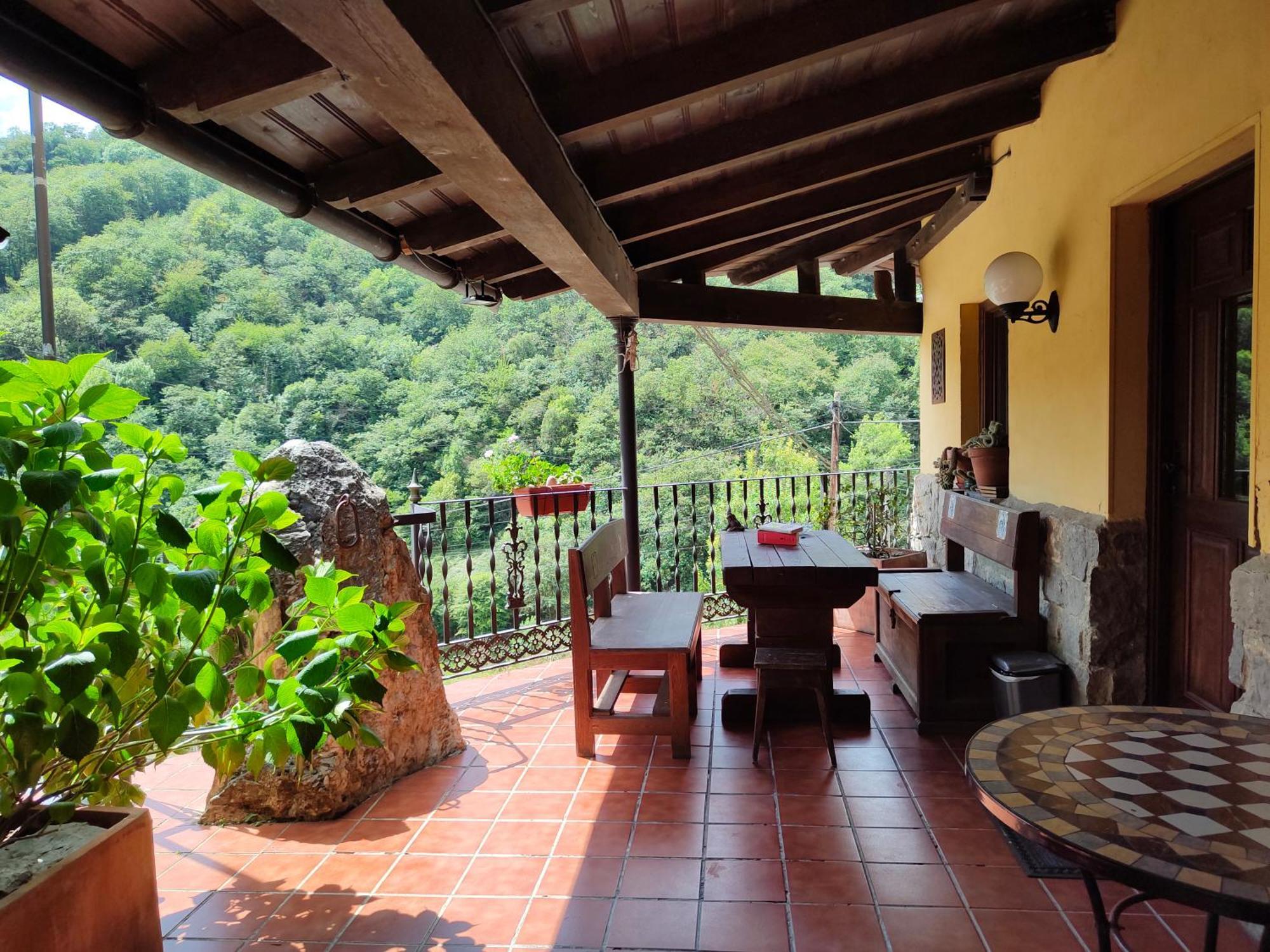 Hotel Dona Gaudiosa Pola de Lena Esterno foto